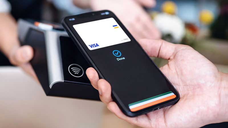 Virtual card and subscription reminder controls displayed on a secure smartphone.